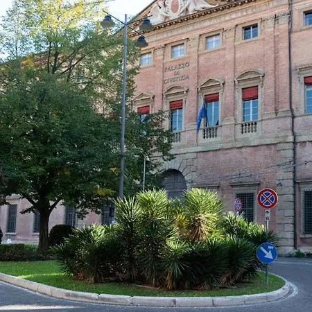Due Torri 1 Luxury Palace- Bedinbolognacentro Penzion Boloňa